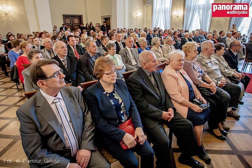 W Wałbrzychu po wielu latach, przysięgę małżeńską odnowiło 110 par