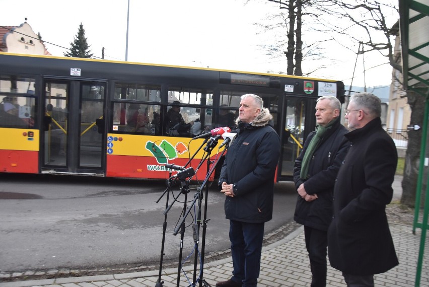 Autobus nr 5 komunikacji miejskiej w Wałbrzychu będzie miał...