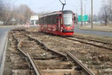 Rusza remont torowiska przy ul. Kasprzaka. Zamiast tramwajów pojadą autobusy FOTO