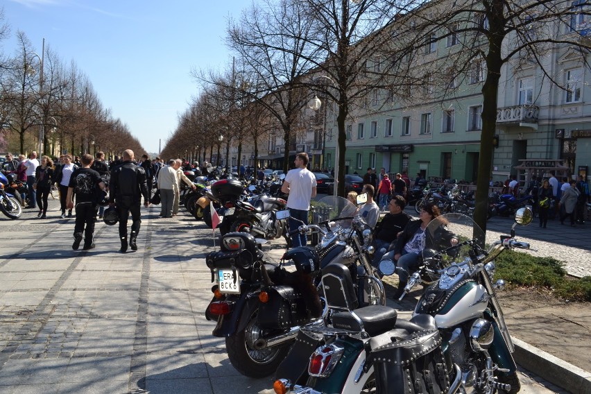 Zlot Gwiaździsty to tysiące motocyklistów. Jasnogórskie błonia pękały w szwach [ZDJĘCIA]