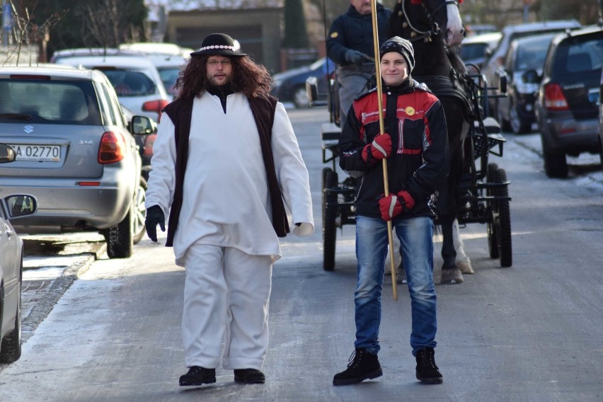 6 stycznia ulicami Żar przeszedł orszak zorganizowany z...