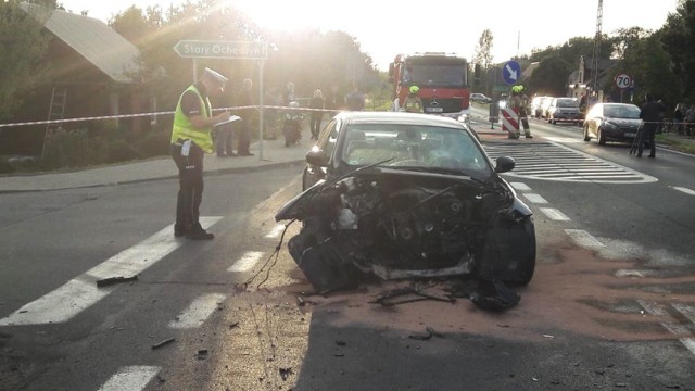 Tragiczny wypadek w Nowym Ochędzynie. Dwie osoby nie żyją