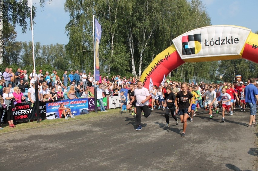 33 Bieg Malinowskiego w Tomaszowie: Biegi na 1500 m i 3 km [ZDJĘCIA]