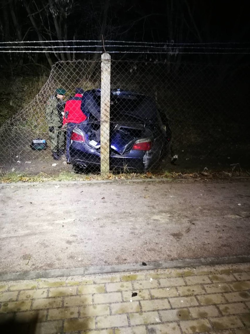 Policjanci namierzyli kierowcę, który uciekł po kolizji na Hallera