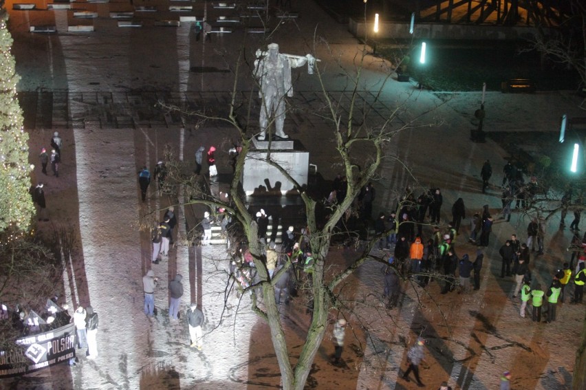 Manifestacja przeciw Romom w Zabrzu. Organizatorzy staną...