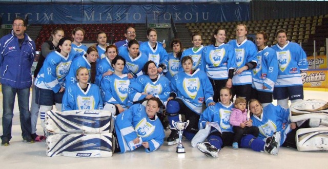 Unia Oświęcim wygrała międzynarodowy turniej hokeistek, goszcząc w swoim składzie zawodniczki rodem z Bytomia.