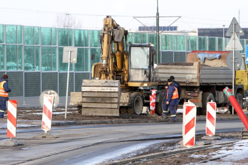 Ponad rok trwa już budowa tramwaju na Ruczaj. Czy całą ...