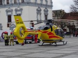 Chełmno - śmigłowiec lotniczego pogotowia na chełmińskim rynku. Co się stało? Zdjęcia