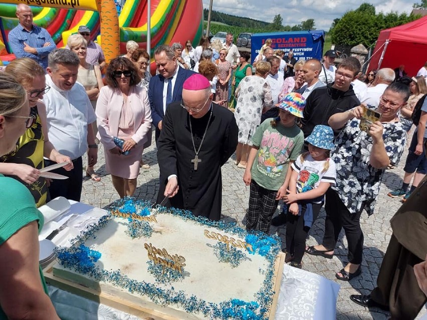 Parafia w Nowej Pawłówce obchodziła swoje 100-lecie