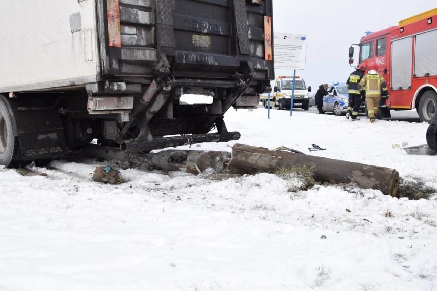 O włos od tragedii na DK 70. Jest nagranie z momentu zdarzenia [FILM]