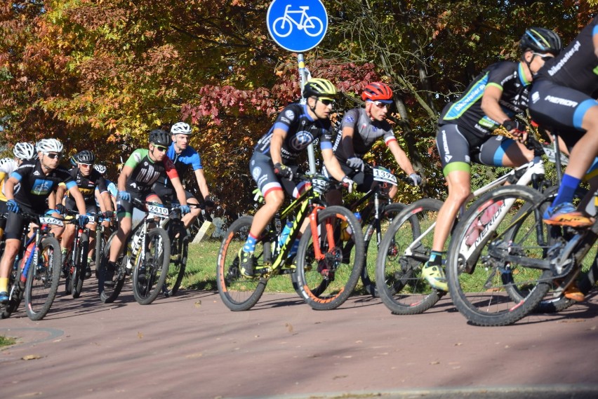 Bike Atelier MTB Maraton w Dąbrowie Górniczej. Ponad 1000 osób na starcie [ZDJĘCIA]