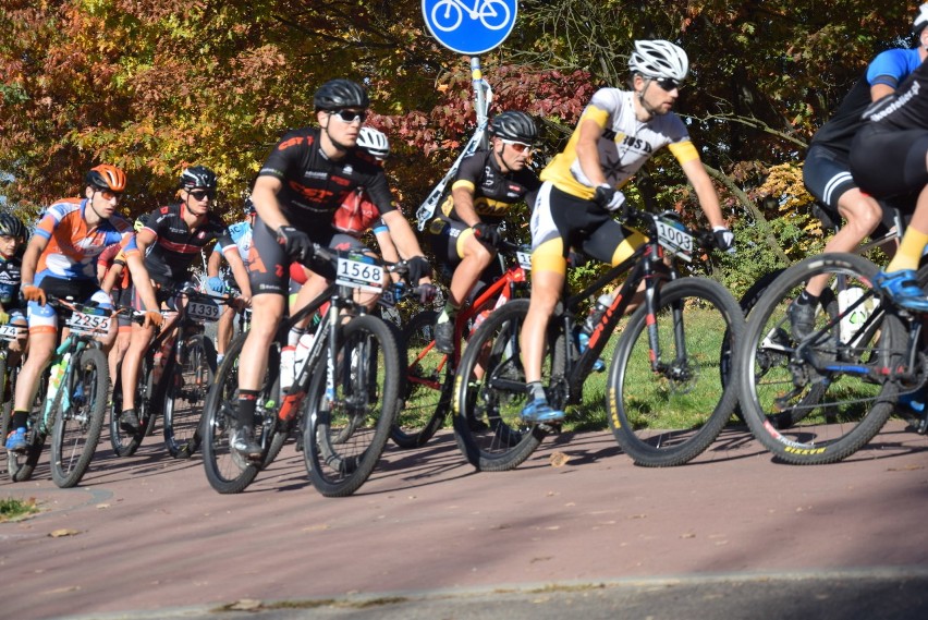 Bike Atelier MTB Maraton w Dąbrowie Górniczej. Ponad 1000 osób na starcie [ZDJĘCIA]