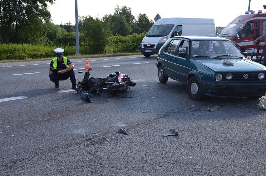 Wypadek na DK 94 w Dębnie [ZDJĘCIA, WIDEO]