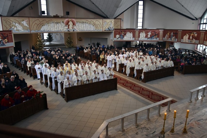 Jubileusz Marka Mendyka w Legnicy. Zabrakło tylko... samego biskupa [ZDJĘCIA]