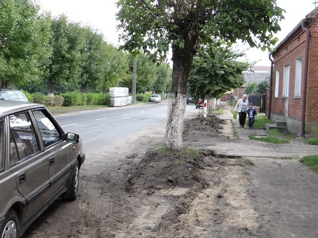 Remont drogi w Rossoszycy
