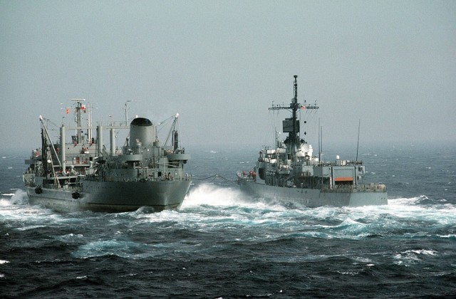 Rosyjskie okręty na Morzu Czarnym oddalają się od brzegów Ukrainy. Zdjęcie ilustracyjne.