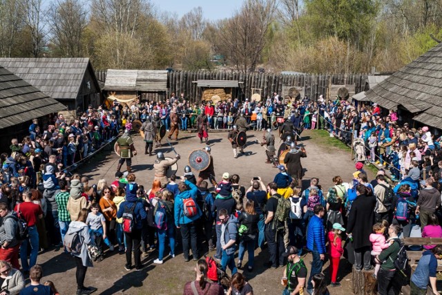 Warownia Jomsborg. Odwiedziny w wiosce wikingów na Żoliborzu