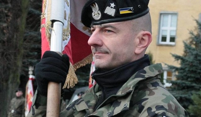 W latach 2012-2014 gen. dyw. Rajmund Andrzejczak dowodził 17 Wielkopolską Brygadą Zmechanizowaną.
