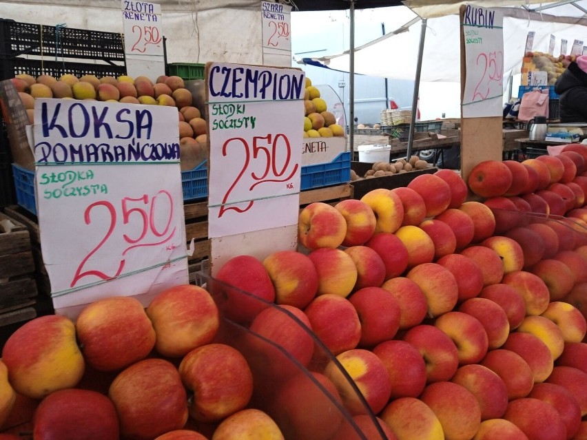 Zobacz ceny warzyw i owoców na kieleckich bazarach >>>