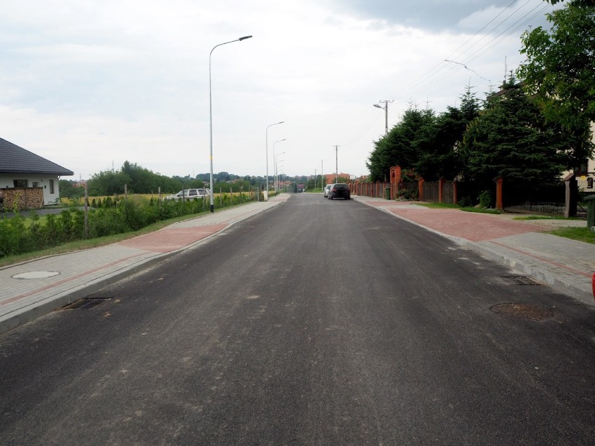 Trzeci etap rozbudowy ul. Łączności w Jarosławiu został zakończony. Wykonane zostało kolejne 150 metrów jezdni [FOTO]