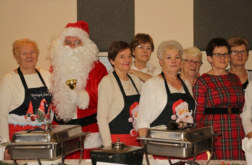 Degustacja potraw wigilijnych oraz Kiermasz Bożonarodzeniowy w Nądni 
