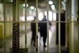 Powiat górowski. Górowscy policjanci zatrzymali osiem osób, dwie kobiety i sześciu mężczyzn, którzy ukrywali się przed więzieniem
