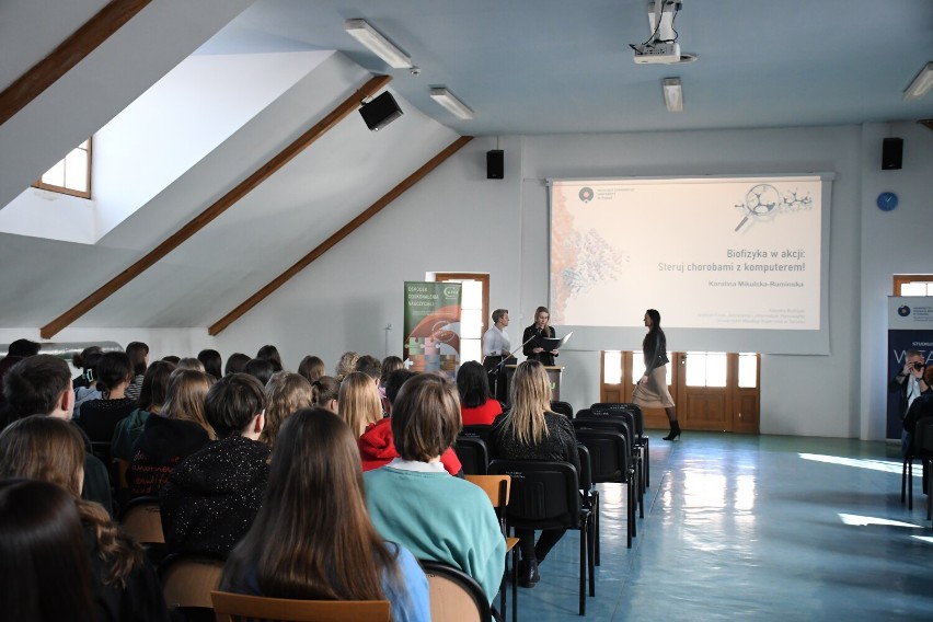 Konferencja pt. " Kobiety w naukach ścisłych" w CKZIU we...
