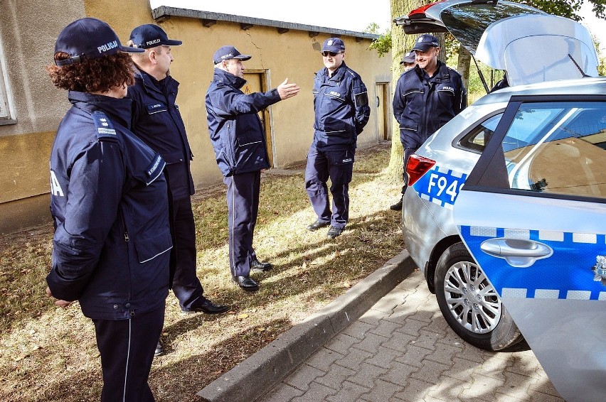 Miasto dołożyło policji do auta