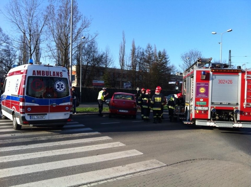 Kraków: wypadek na skrzyżowaniu ul. Monte Cassino i ul. Kapelanka [ZDJĘCIA INTERNAUTY]