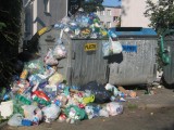 Śmieciowa rewolucja. Rośnie góra odpadów na Osiedlu Spółdzielczym [ZDJĘCIA INTERNAUTÓW]