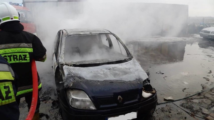Pożar auta w Psim Polu