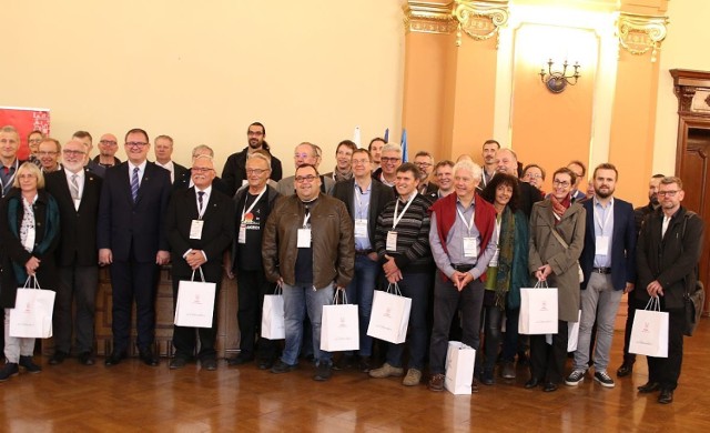 Zjazd delegatów Europiano, czyli Europejskiej Unii Stowarzyszeń Budowniczych Pianin i Fortepianów w Kaliszu
