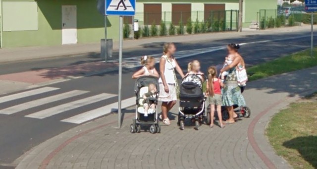 Co robili mieszkańcy przyłapani przez kamery Google Street View? Sami sprawdźcie!