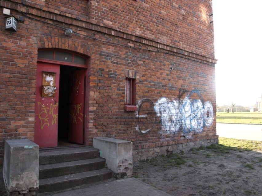 Kaufhaus: walczyli z graffti malując...graffiti [ZDJĘCIA]