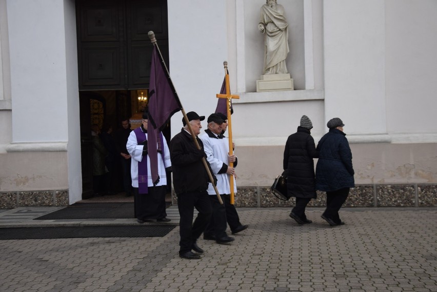 Ostatnia droga śp. Jolanty Góryń. Wolontariuszkę schroniska i członkinię chóru pożegnały tłumy (zdjęcia)