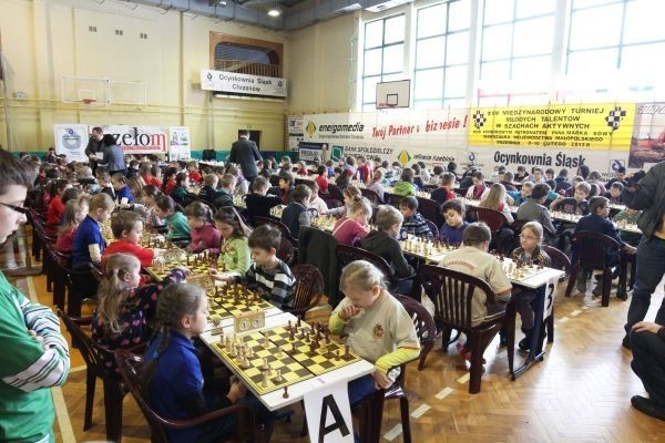 Trzebinia: turniej szachowy dla dzieci [ZDJĘCIA]