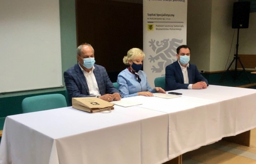 Gmina Dziemiany przekazała pieniądze na budowę hospicjum w szpitalu w Kościerzynie