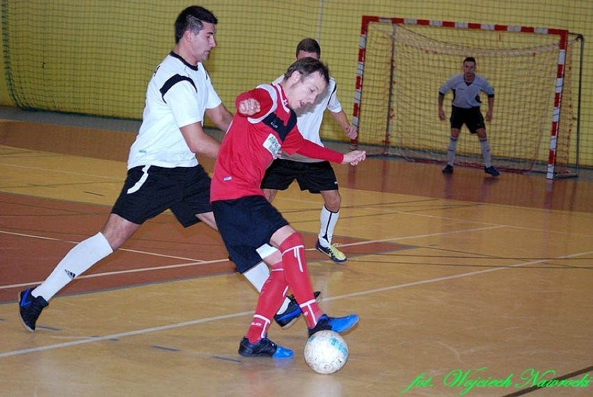 Viessmann/Bomilla nie zwalnia tempa w V edycji Choceńskiej Ligi Futsalu [zdjęcia]