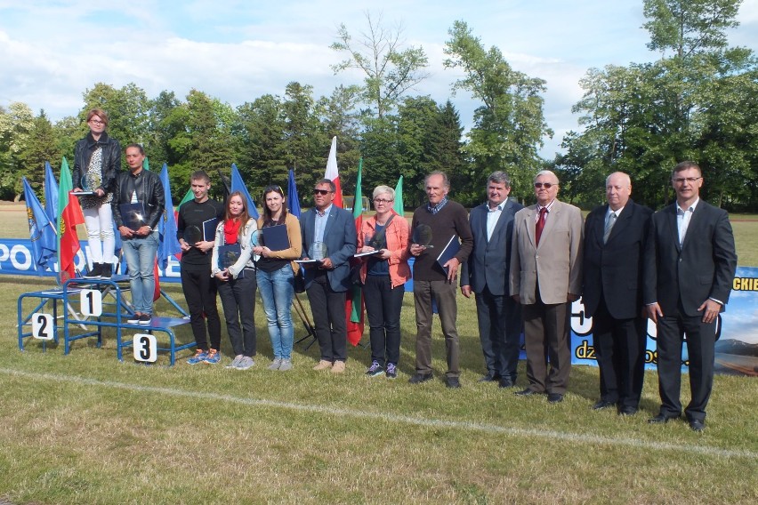 45 lat Lekkoatletycznego Klubu Sportowego Ziemi Puckiej.  Na...