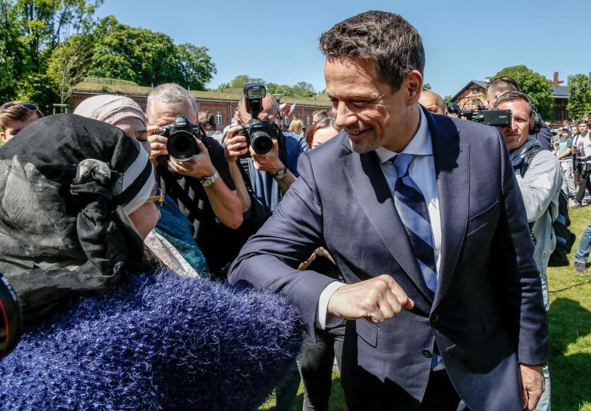 Gdańsk: Rafał Trzaskowski, prezydent Warszawy i kandydat na prezydenta RP w czwartek 4.06.2020 w stolicy Pomorza 