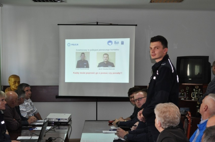 Mieszkańcy gminy Koźminek poznali swoich dzielnicowych i zgłosili najpilniejsze potrzeby związane z podniesieniem poziomu bezpieczeństwa