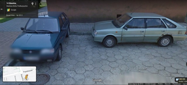 "Poldki", "bandziory" i "maluchy", czyli polonezy, fiaty 125p i 126p kiedyś królowały na polskich drogach i były marzeniem wielu kierowców. Teraz znikają i z każdym rokiem jest ich coraz mniej. Te kultowe auta PRL zachowały się jednak na zdjęciach wykonanych przez kamery na potrzeby aplikacji Google Street View. Odszukaliśmy kilkanaście pięknych samochodów w Stalowej Woli. Niektóre zdjęcia wykonane zostały dziesięć lat temu, więc być może obecnie niektórych z tych aut już nie ma. A może pośród nich rozpoznajecie swoje auto lub auto sąsiada? Zobacz zdjęcia w galerii.

PRZESUŃ GESTEM LUB STRZAŁKĄ >>>