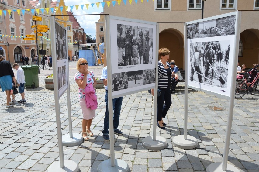 Trwają Dni Opola 2018. Opolanie bawią się na Rynku, Placu...