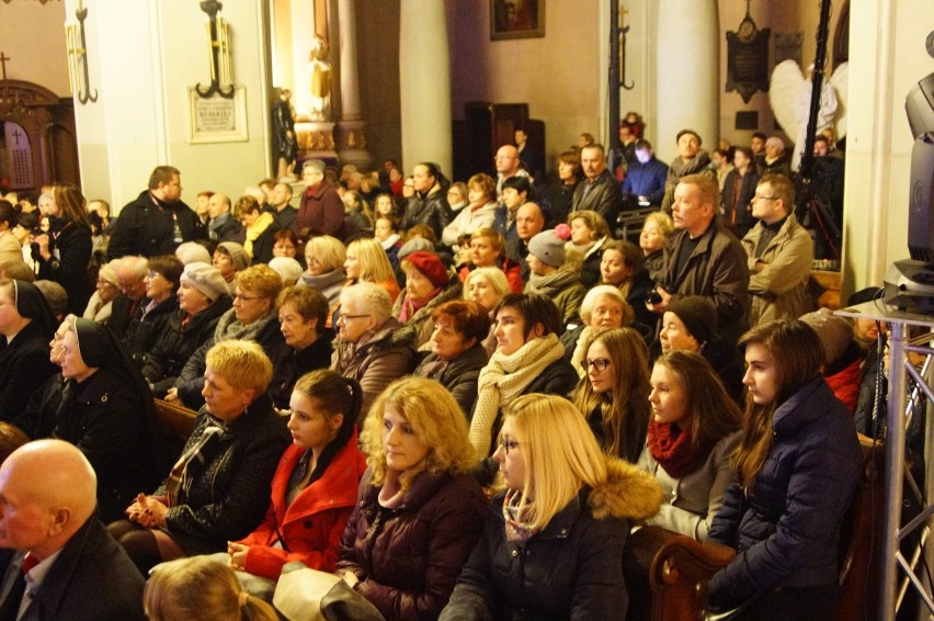 Koncert KolędPełni odbył się w kaliskim kościele...