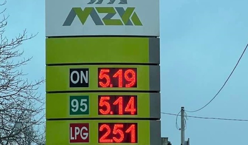 Znaczne obniżki cen paliw na stacjach w Tomaszowie Maz. Gdzie najtaniej?