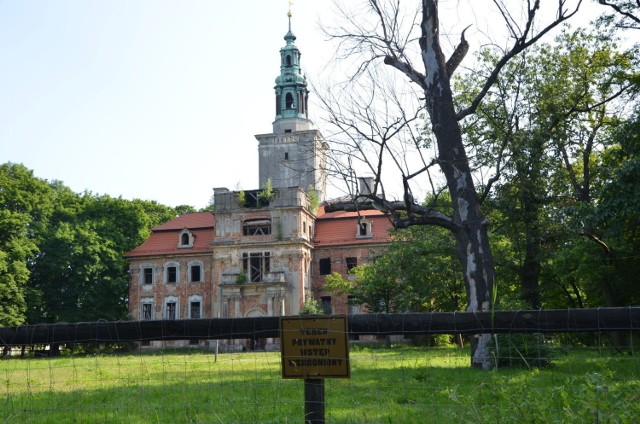Na początku XVIII wieku zamek został przebudowywany na barokową rezydencję. Fot. Mariusz Witkowski