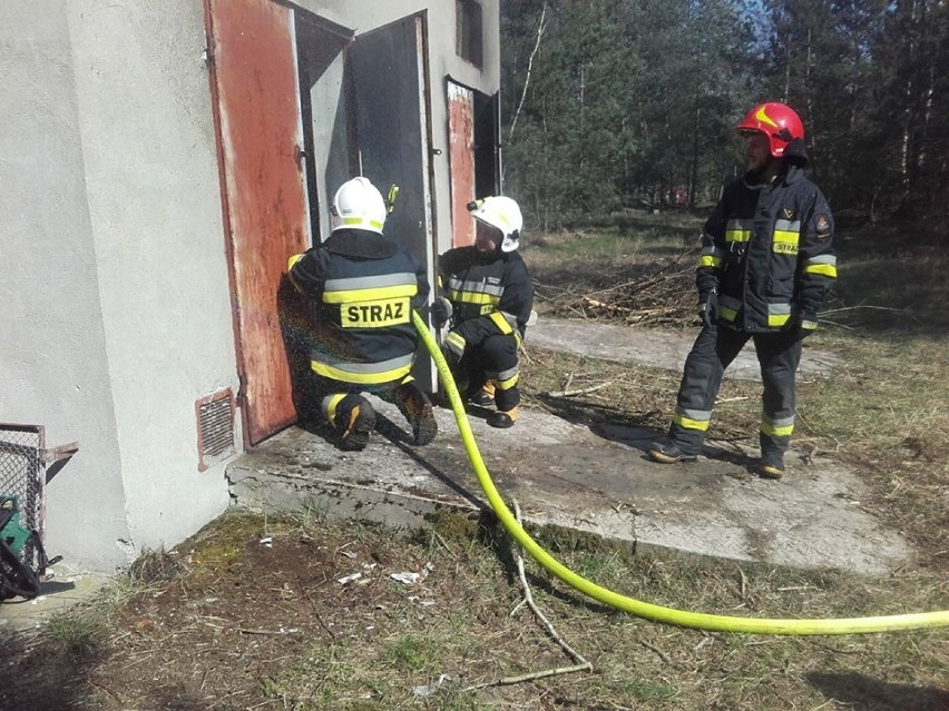 Ćwiczenia straży w powiecie chodzieskim: OSP doskonaliły technikę gaszenia pożarów wewnętrznych (FOTO)