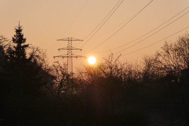 W dniach 20-21.10. Tauron planuje przerwy w dostawie energii elektrycznej. Pod kolejnymi slajdami znajdziecie miejsca, w których nie będzie prądu