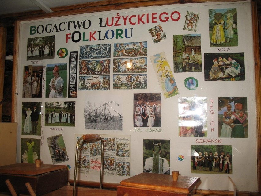 Informacje i eksponaty dotyczące folkloru łużyckiego. / Fot....