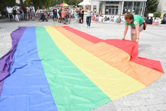Marsze Równości odbywały się do tej pory m.in. w Zielonej Górze i Białymstoku.